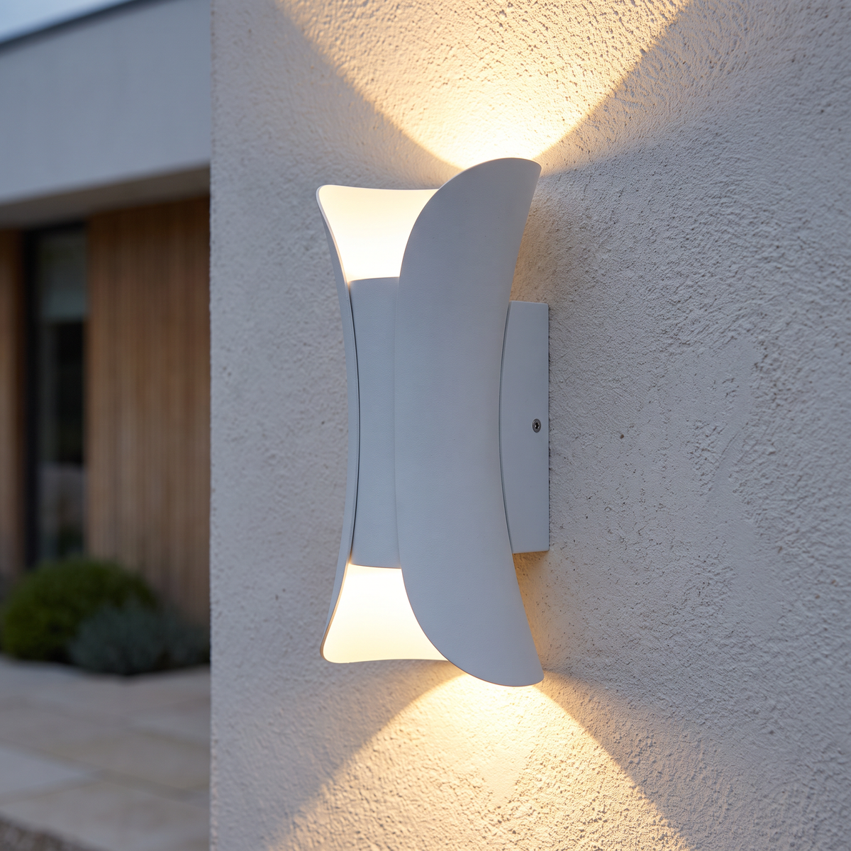 Aero IP65 Up & Down Wall Light (White)