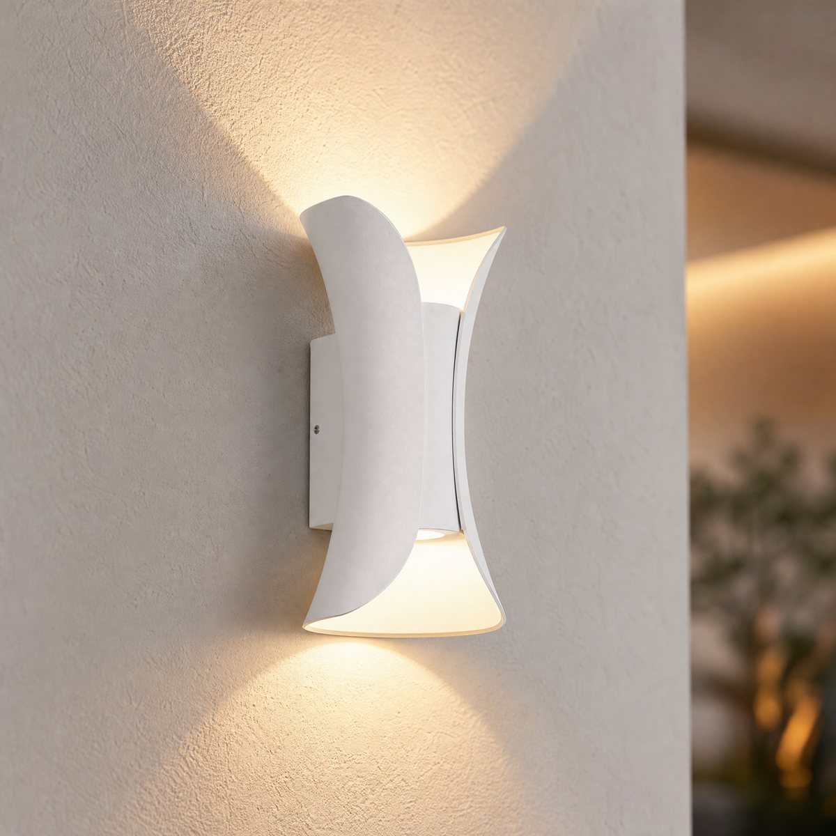 Aero IP65 Up & Down Wall Light (White)