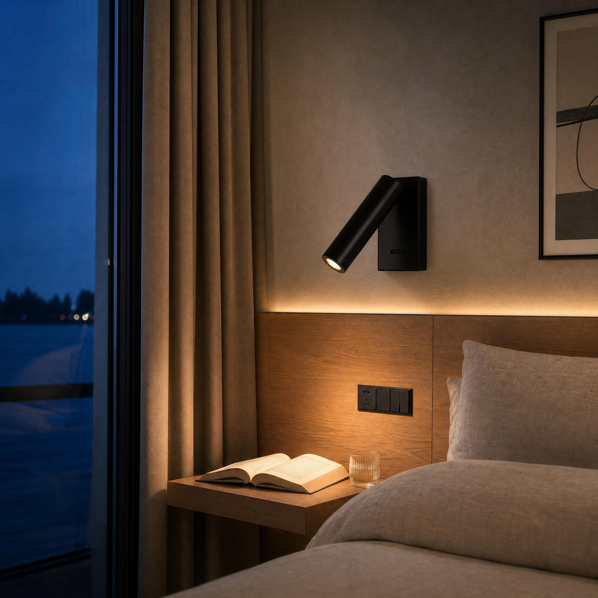 Riven Adjustable Reading Wall Light (Black)